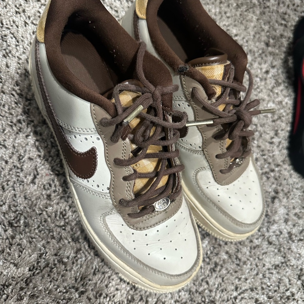 Nike Kids Sneakers Brown and Cream